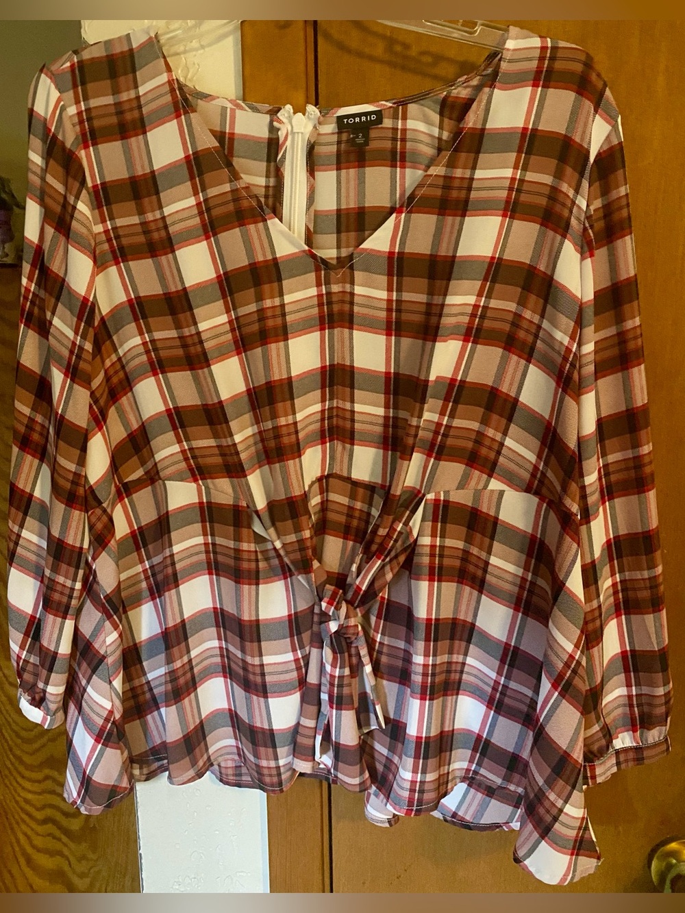 Torrid Sz: 2 Georgette Red Plaid Tie-Front Long Sleeve Blouse